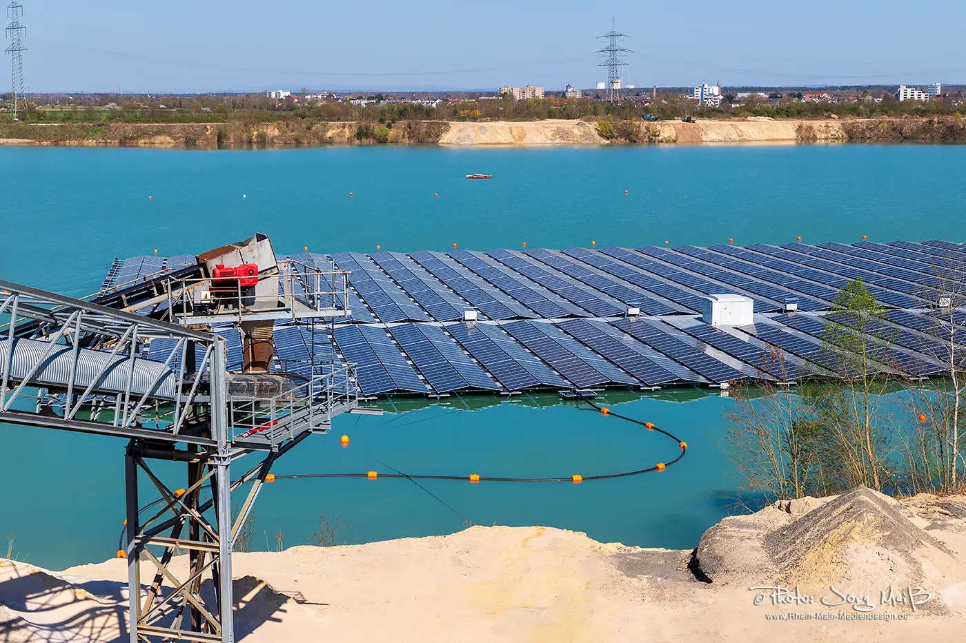kieswerke-kaspar-weiss-gmbh-rodgau-see-badesee-nieder-roden-schwimmende-solaranlage-jmeiss